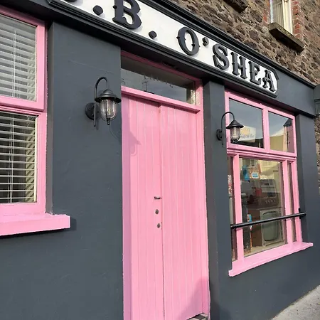 Jb O Sheas Self Catering Pub Holiday home