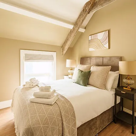 Holiday home Jb O Sheas Self Catering Pub Dingle