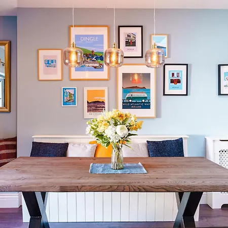 Semesterbostad Jb O Sheas Self Catering Pub