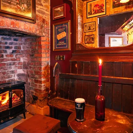 Jb O Sheas Self Catering Pub Nyaraló *