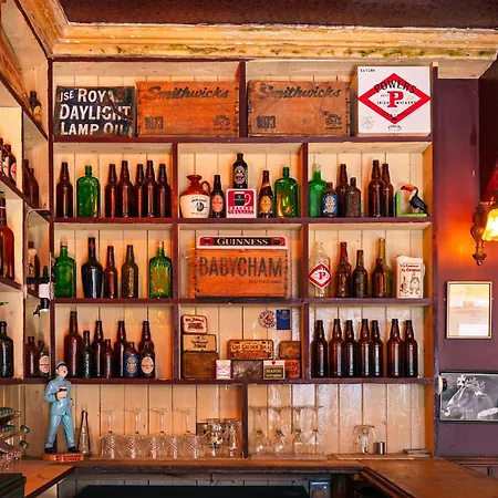 Jb O Sheas Self Catering Pub Nyaraló