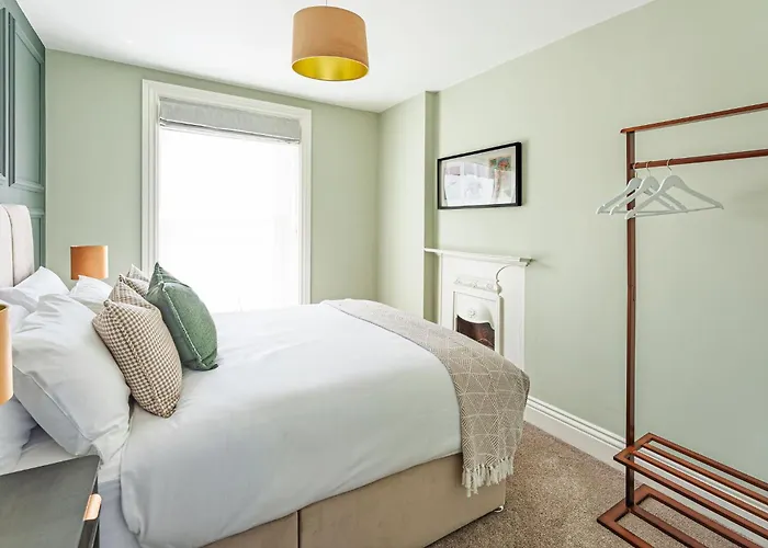 Jb O Sheas Self Catering Pub Dingle