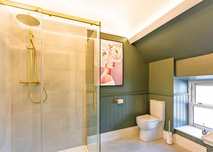 Jb O Sheas Self Catering Pub