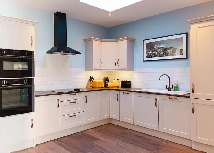 Jb O Sheas Self Catering Pub Dingle